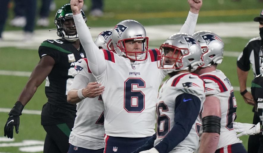 New England Patriots kicker Nick Folk (6) reacts after kicking the winning field goal during the second half of an NFL football game against the New York Jets, Monday, Nov. 9, 2020, in East Rutherford, N.J. (AP Photo/Corey Sipkin)