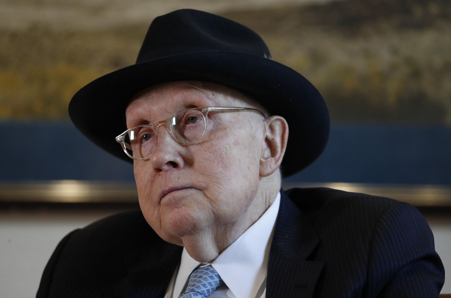 Donations clear way for renaming of Vegas airport after Reid