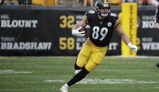 FILE - Pittsburgh Steelers tight end Vance McDonald (89) plays against the Cleveland Browns during an NFL football game in Pittsburgh, in this Sunday, Dec. 1, 2019, file photo. Steelers tight end Vance McDonald is retiring. The 30-year-old announced the decision Friday, Jan. 22, 2021. (AP Photo/Gene J. Puskar, File)