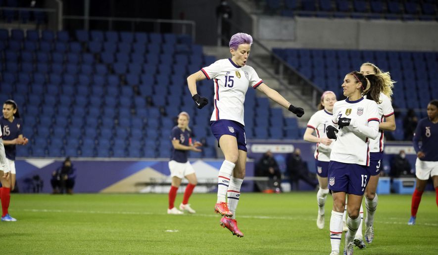 United States&#39; Megan Rapinoe (15) celebrates after scoring on a penalty kick during the first half of an international friendly women&#39;s soccer match between the United States and France in Le Havre, France, Tuesday, April 13, 2021. (AP Photo/David Vincent)