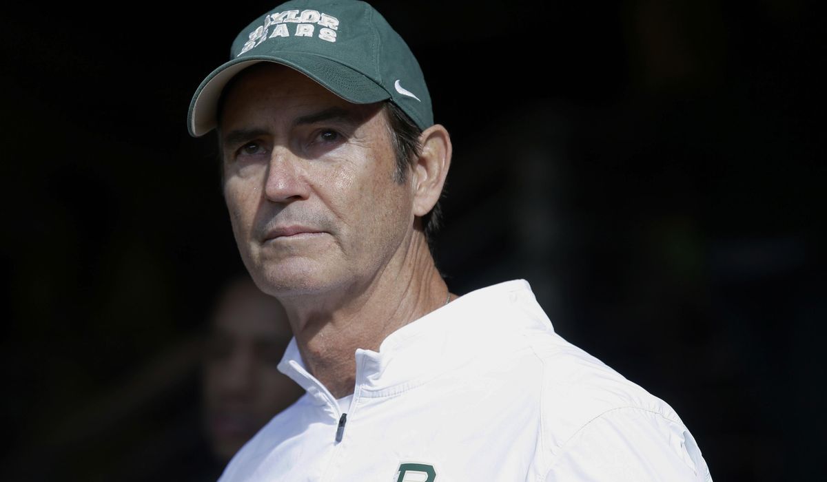 NextImg:Title IX lawsuits against Art Briles, Ian McCaw at Baylor dismissed; university negligence up in air