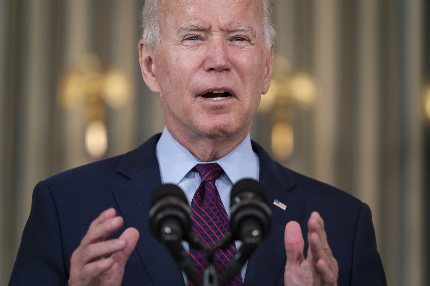 Biden meeting with balky House progressives on reconciliation bill