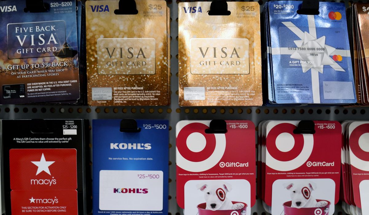 NextImg:Massachusetts teen charged with trying to use gift cards to raise funds for ISIS