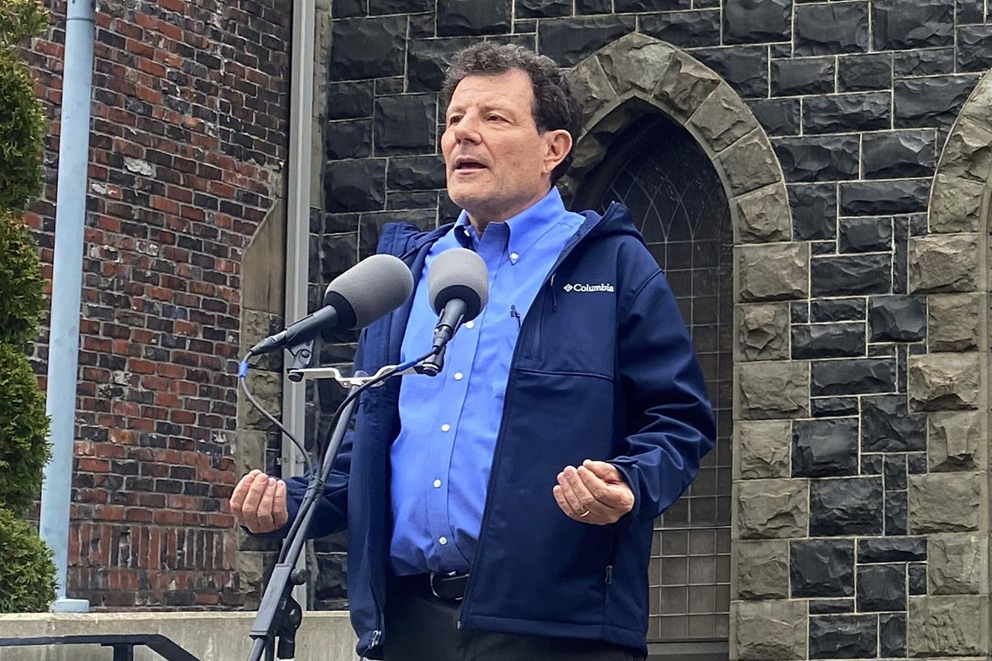 Nick Kristof asks Oregon Supreme Court to overturn residency decision in governor bid thumbnail