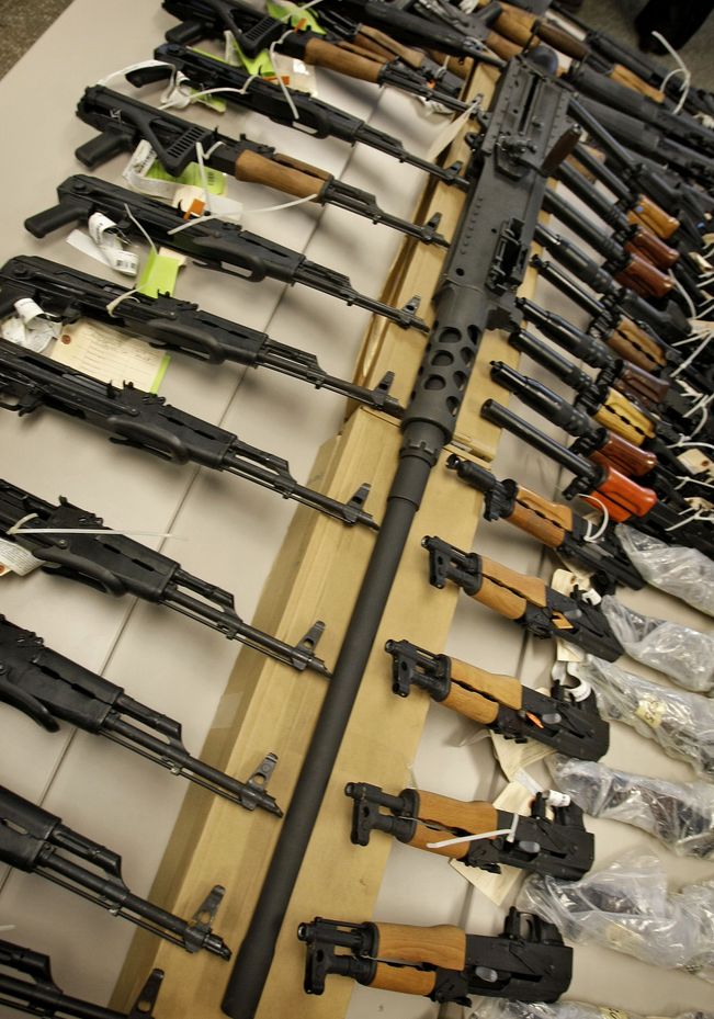 México acusa a 7, incluidos altos funcionarios, de escándalo de tráfico de armas de ‘Rápido y Furioso’