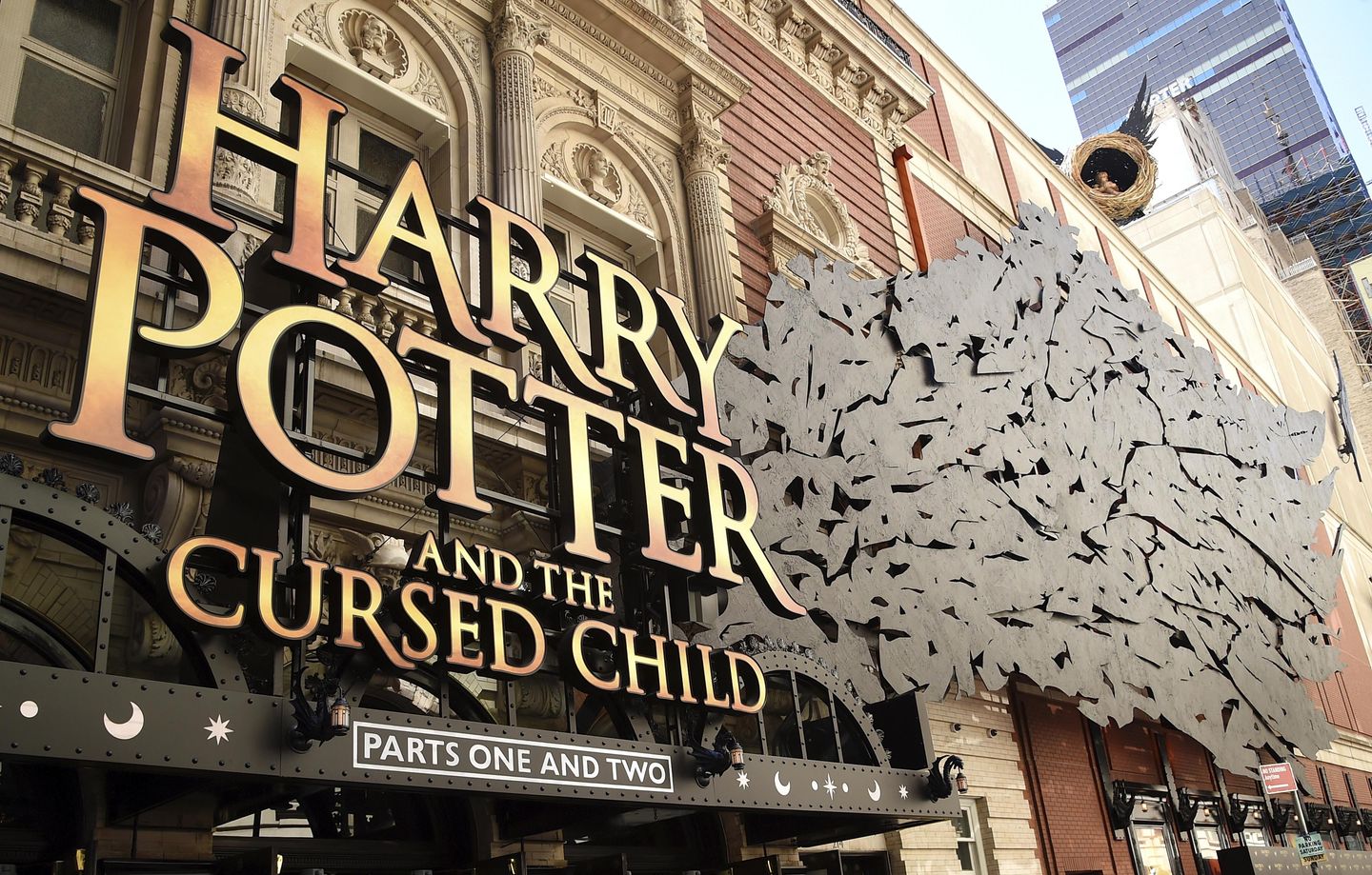 Despiden al actor que interpretaba a Harry Potter en Broadway
