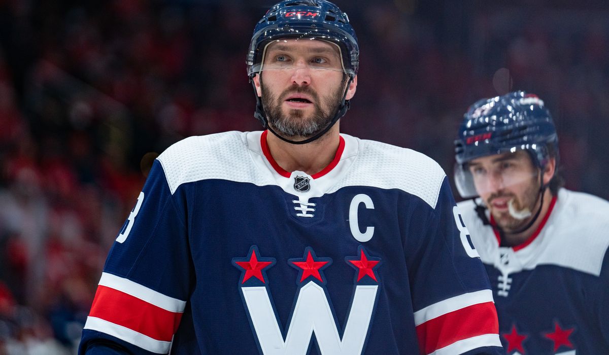 Report: Ovechkin advised against changing Instagram picture with Putin due to potential backlash