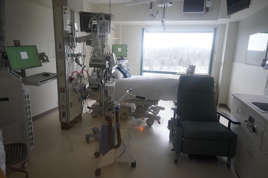 A room is empty in the COVID-19 Intensive Care Unit at Dartmouth-Hitchcock Medical Center sits empty, in Lebanon, N.H., Monday, Jan. 3, 2022. (AP Photo/Steven Senne, File)