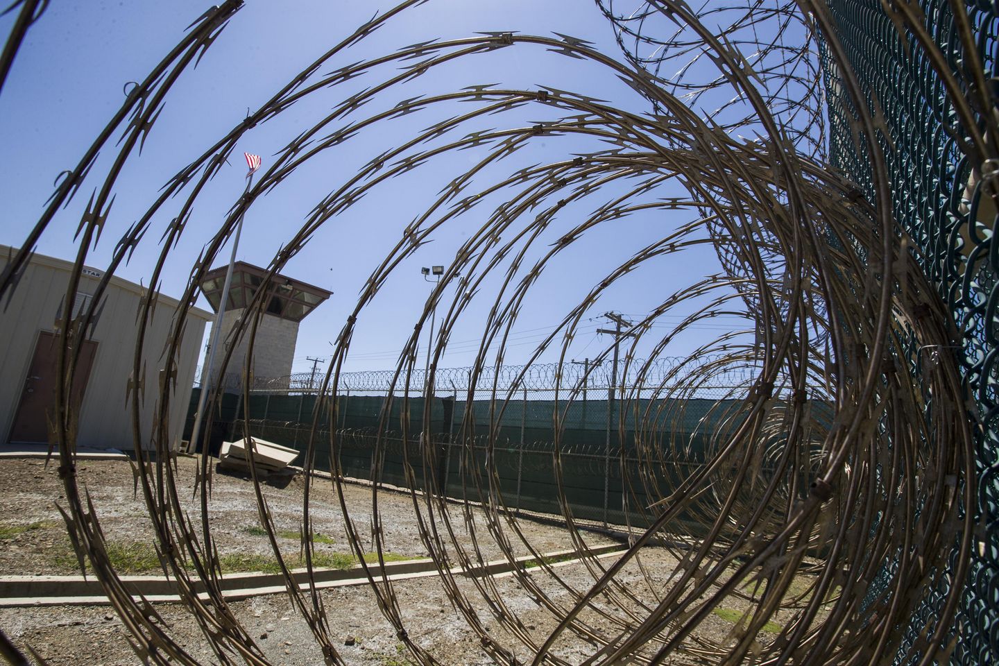 Afgan uyruklu 15 yıl sonra Guantanamo Körfezi'nden serbest bırakıldı
