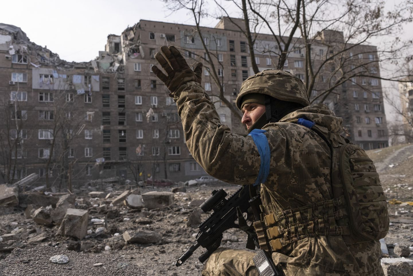 Russian forces try to encircle Kyiv, shell shopping mall; Ukraine refuses to surrender Mariupol