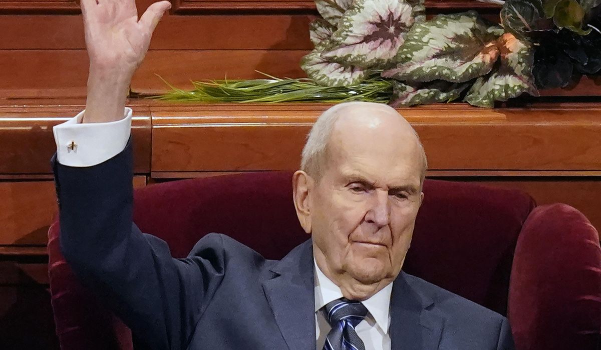 NextImg:Russell Nelson, 98-year-old Mormon Church leader, admits use of wheelchair