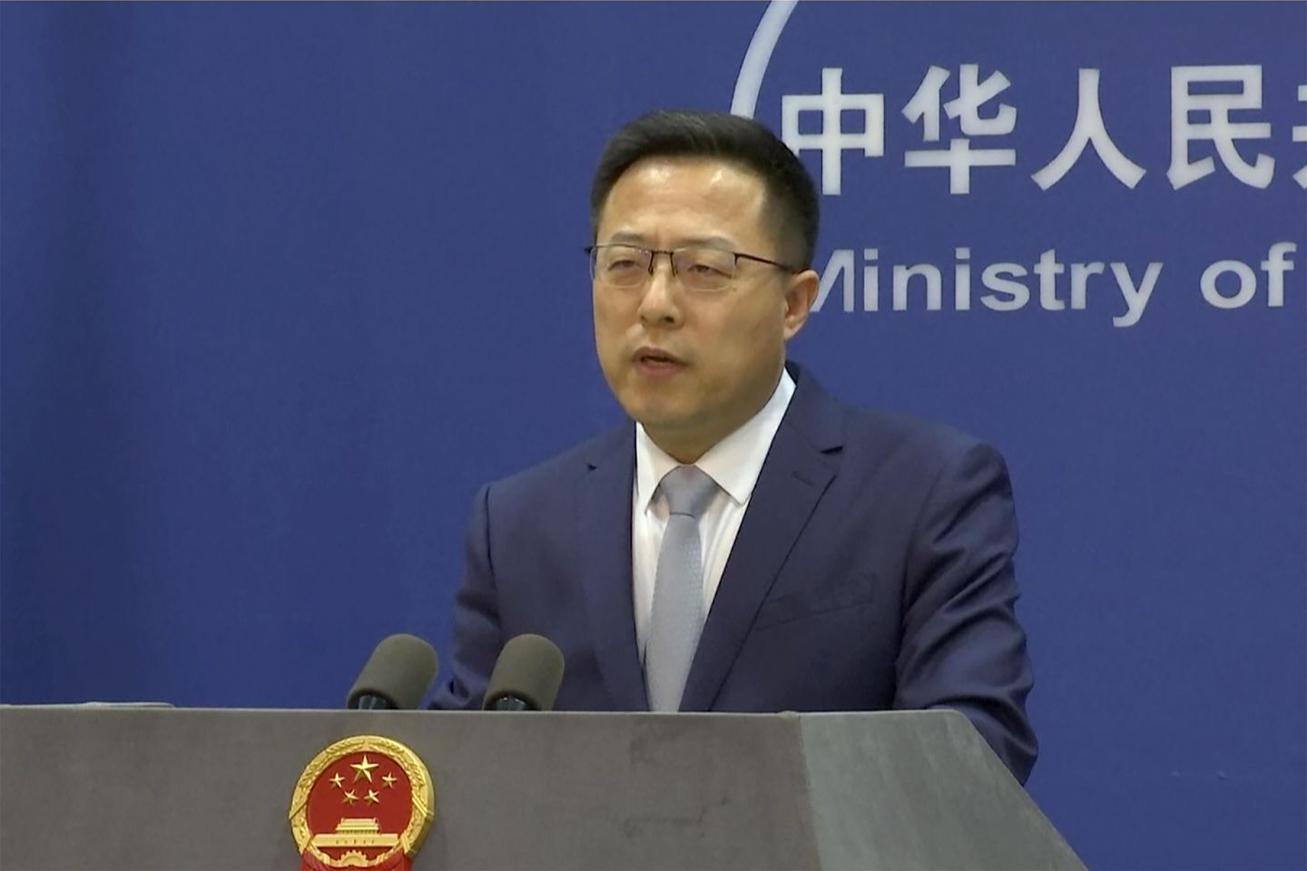 Ringin İçinde: Çin Dışişleri Bakanlığı flaması susturuldu