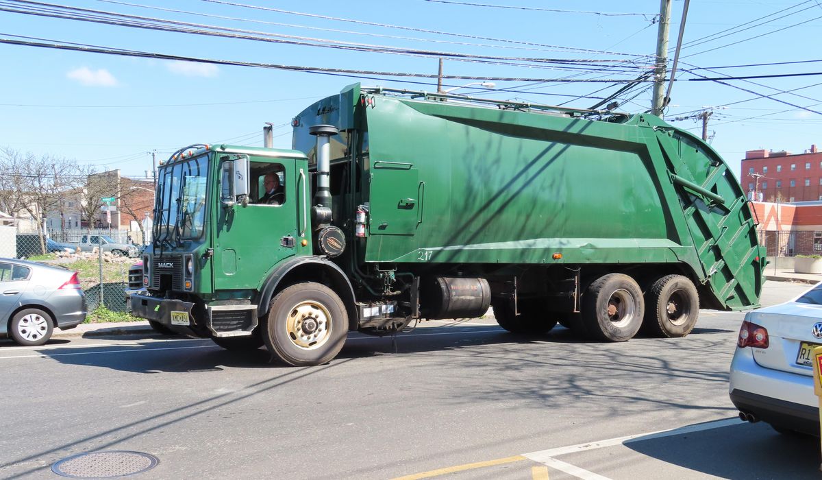 NextImg:New Hampshire woman falls into dumpster, smashed in garbage truck compactor