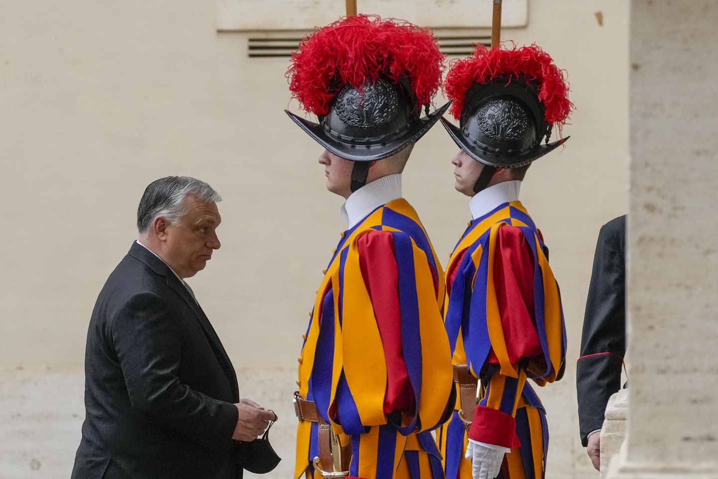 Macar Viktor Orban, fon olarak Ukrayna savaşıyla Papa ile görüştü
