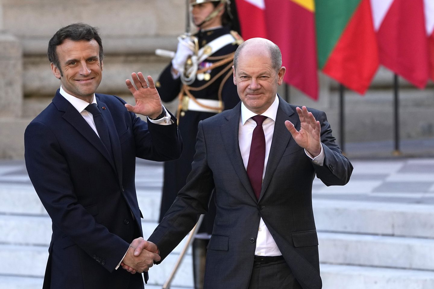 Fransa Cumhurbaşkanı Macron yeniden seçildi: Sırada ne olacak?