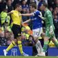 Everton&#39;s goalkeeper Jordan Pickford, right, watches Everton&#39;s Seamus Coleman, center, argues with Chelsea&#39;s Cesar Azpilicueta during the Premier League soccer match between Everton and Chelsea at Goodison Park in Liverpool, England, Sunday, May 1, 2022. (AP Photo/Jon Super)