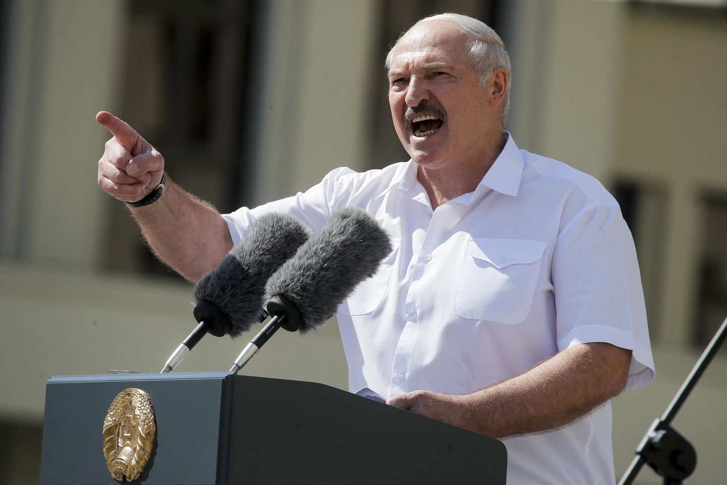 Alexander Lukashenko AP'ye şunları söyledi: Belarus savaşı bitirmek için 'her şeyi' yapıyor