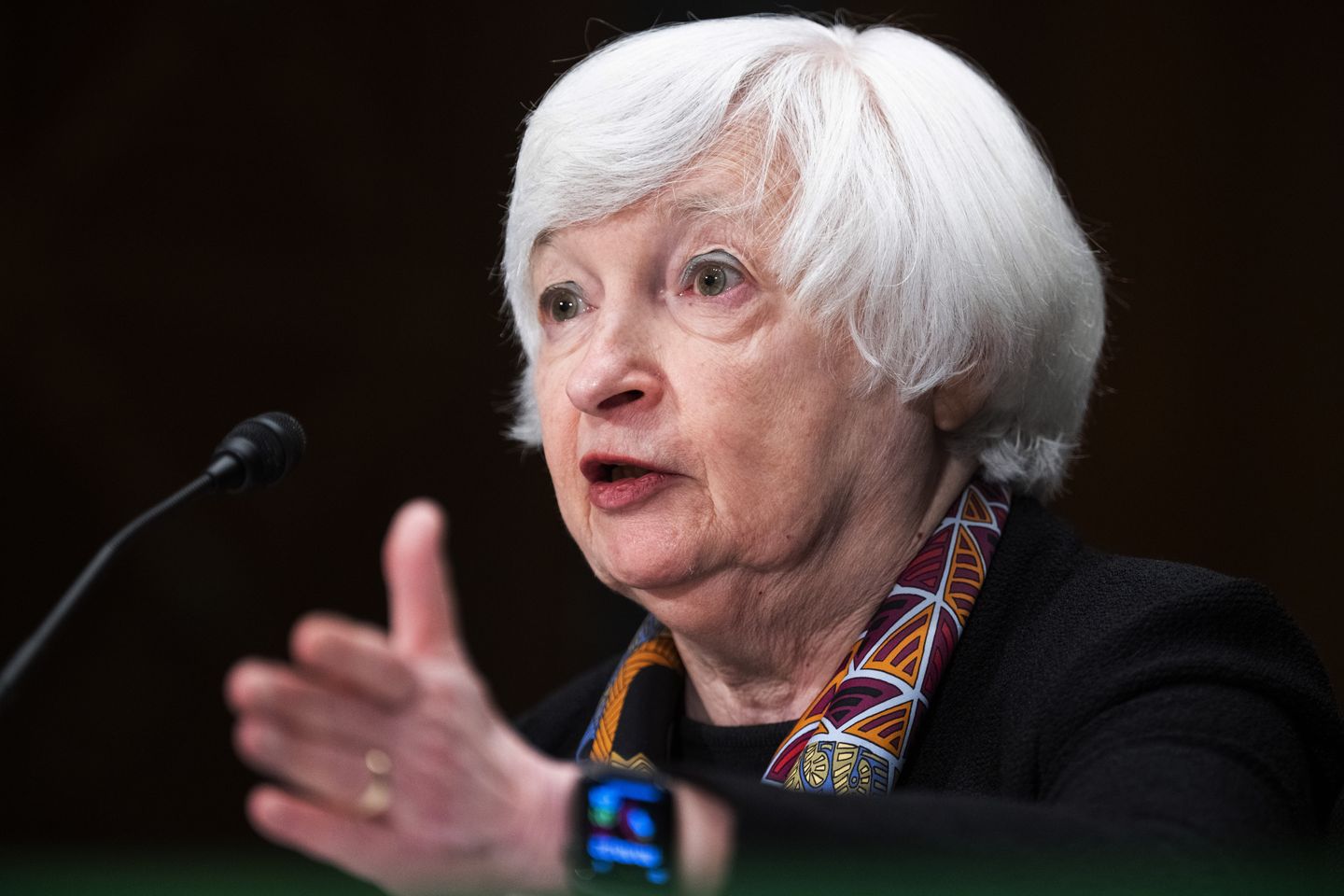 Menteri Keuangan Yellen mengklaim menjungkirbalikkan Roe akan merusak ekonomi AS