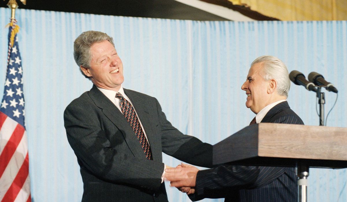 NextImg:Bill Clinton expresses ‘terrible’ regret for pushing Ukraine to give up its nuclear weapons