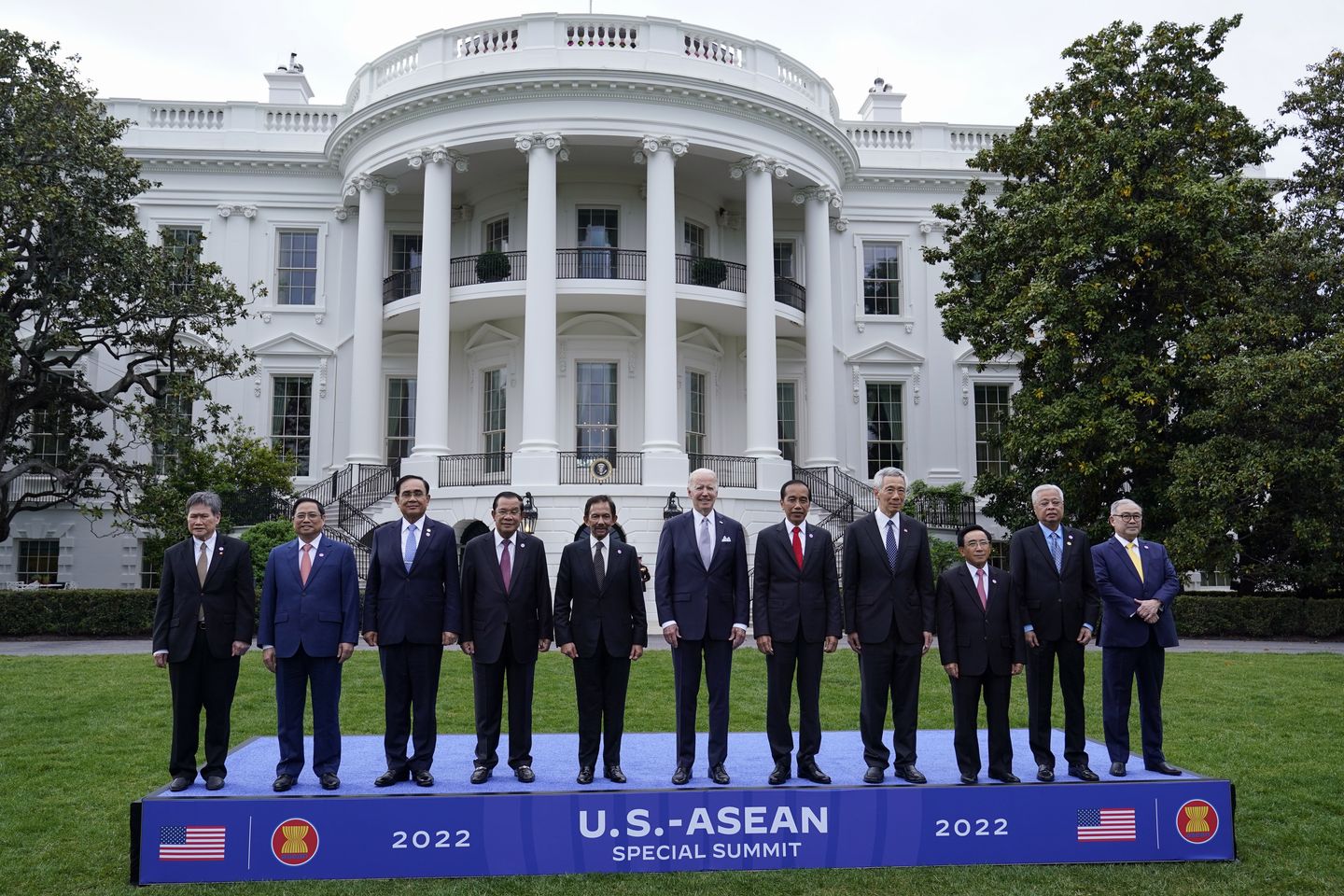 Biden, ASEAN liderlerini Rusya hakkında konuşmaya teşvik ediyor