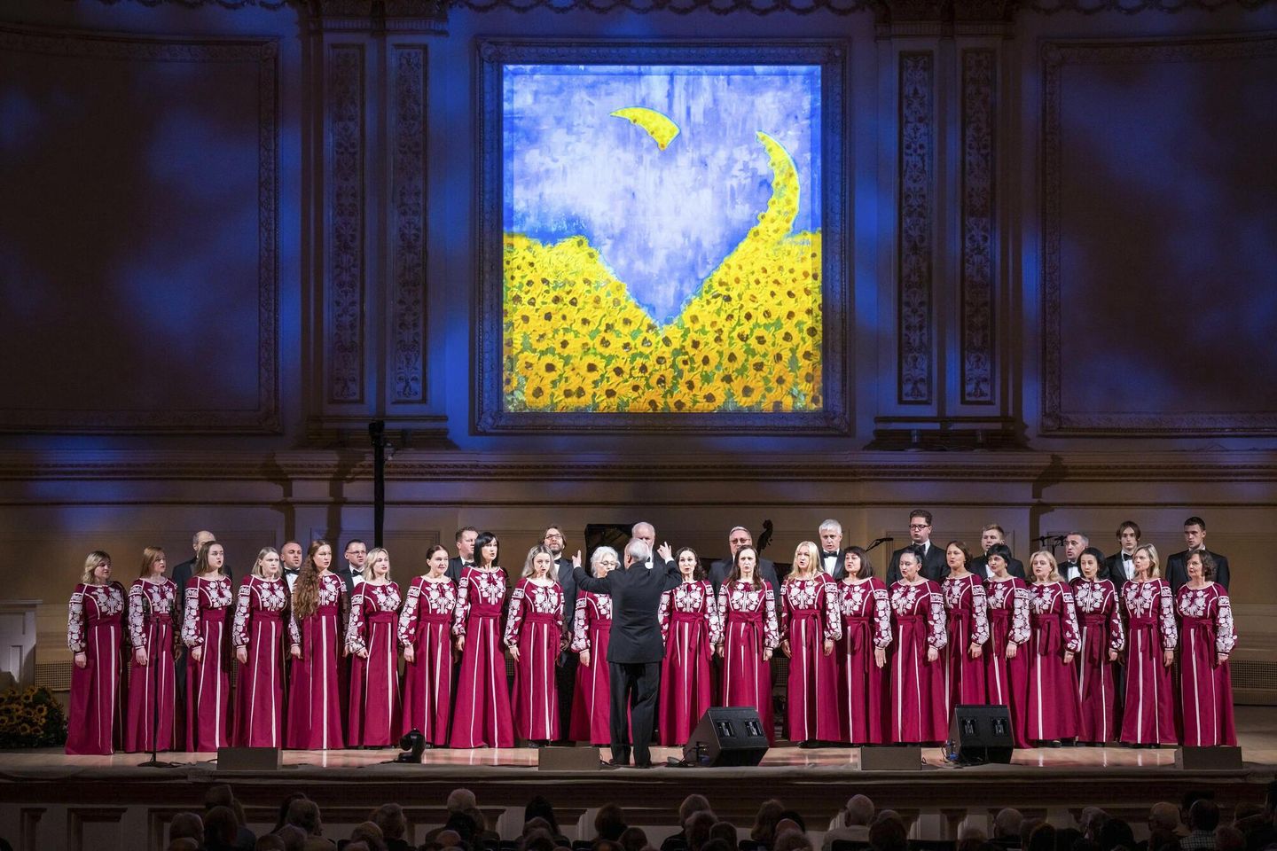 Richard Gere, Carnegie Hall'un Ukrayna için para toplamasına yardım ediyor