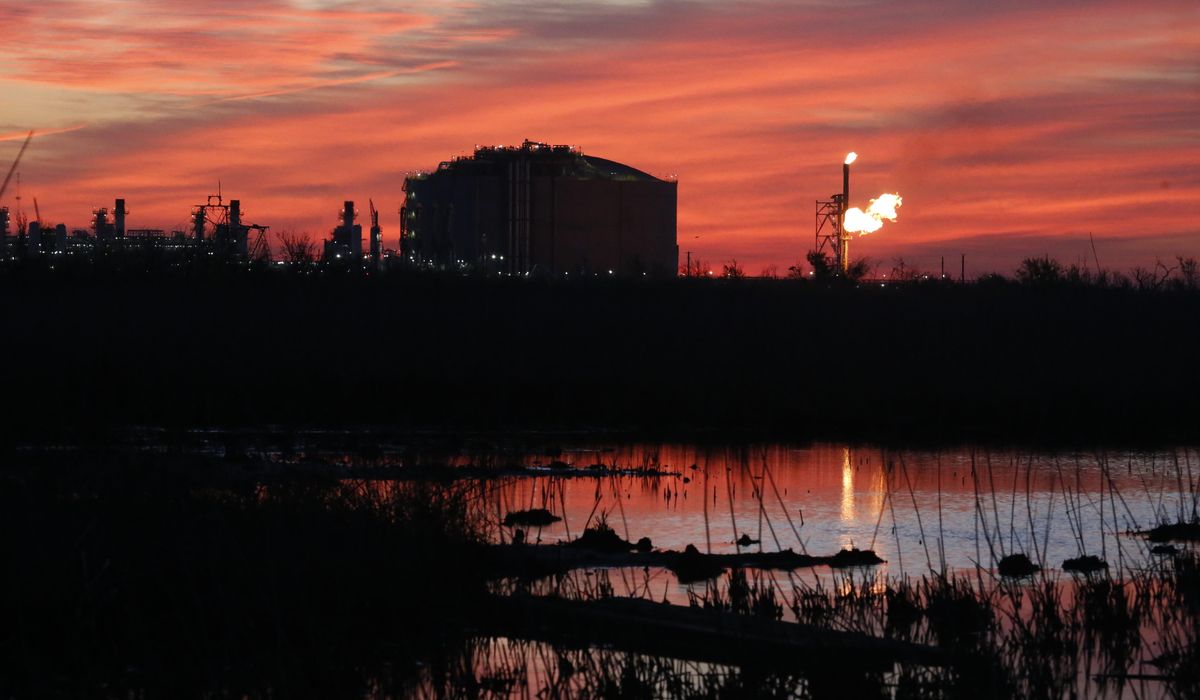 NextImg:Biden halts new liquefied natural gas exports pending climate change analysis