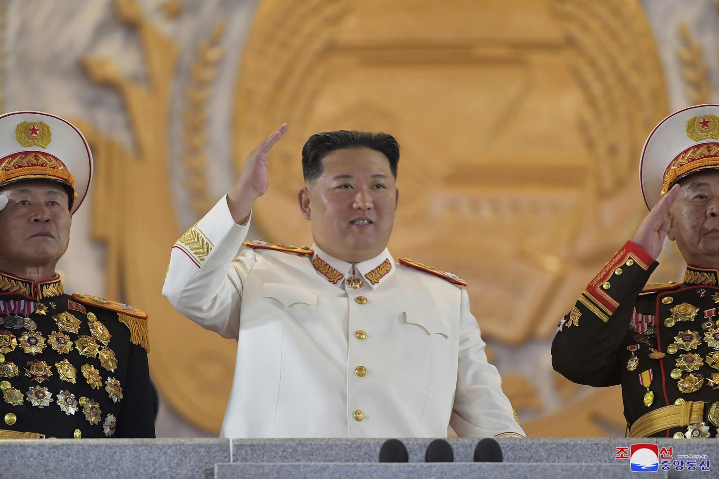Kuzey Kore, nükleer test belirtileri arasında füze denemesi yaptı