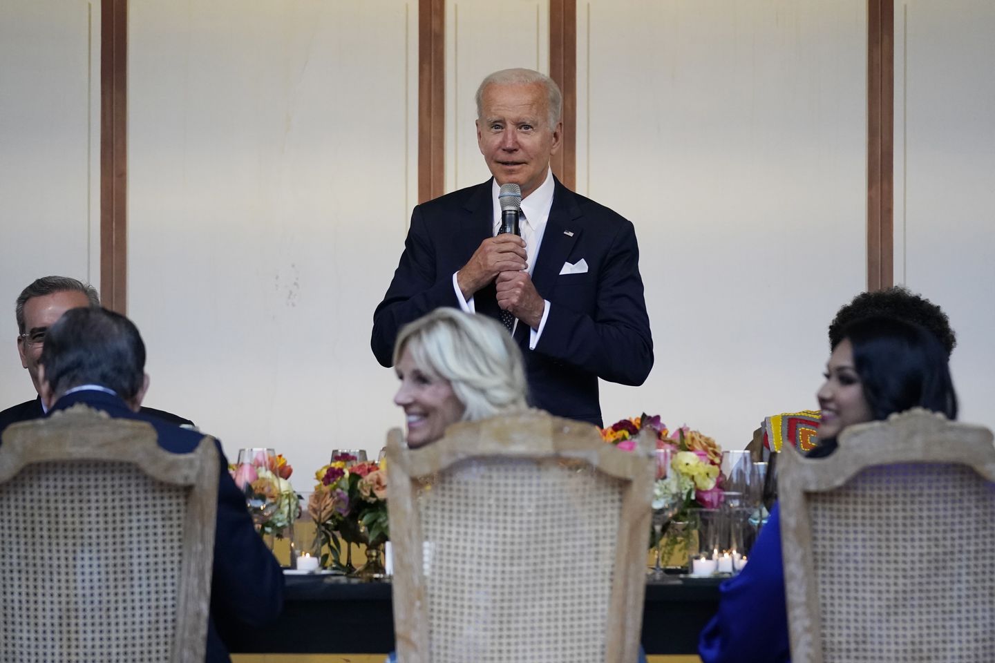 Joe Biden, Jill Biden mengatakan mereka telah menentang prognostikator politik