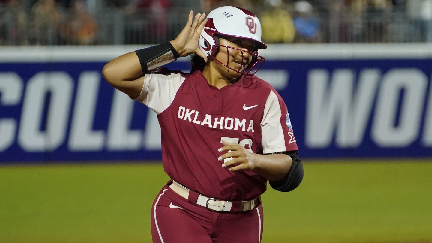 Choice in professional leagues shows softball's growth