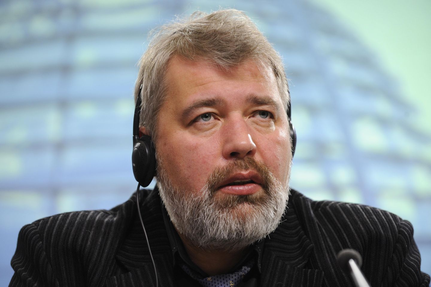 Rus gazeteci Dmitry Muratov, Ukraynalı çocuklar için Nobel Ödülü'nü sattı