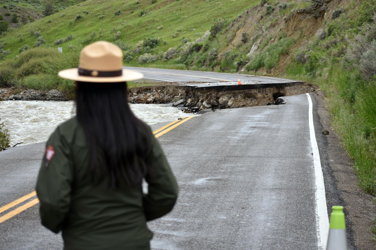 El parque de Yellowstone reabre después de los cambios provocados por las inundaciones