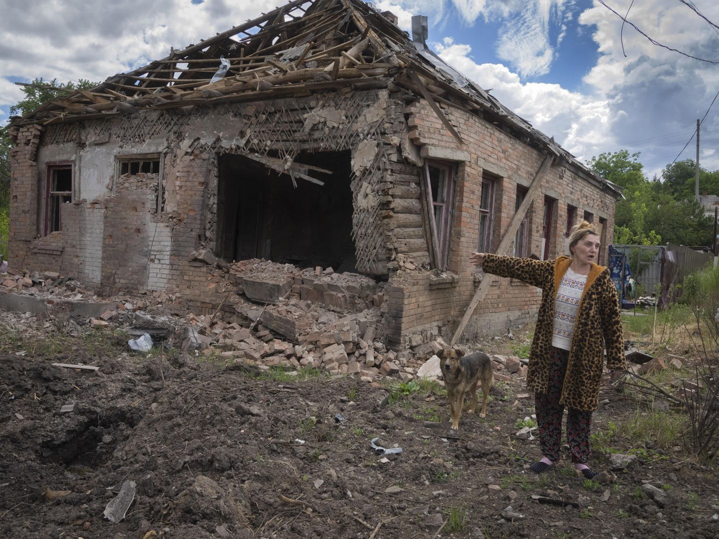 Ruslar doğu Ukrayna'da şehir ve çimento kazanımlarını engellemeye çalışıyor