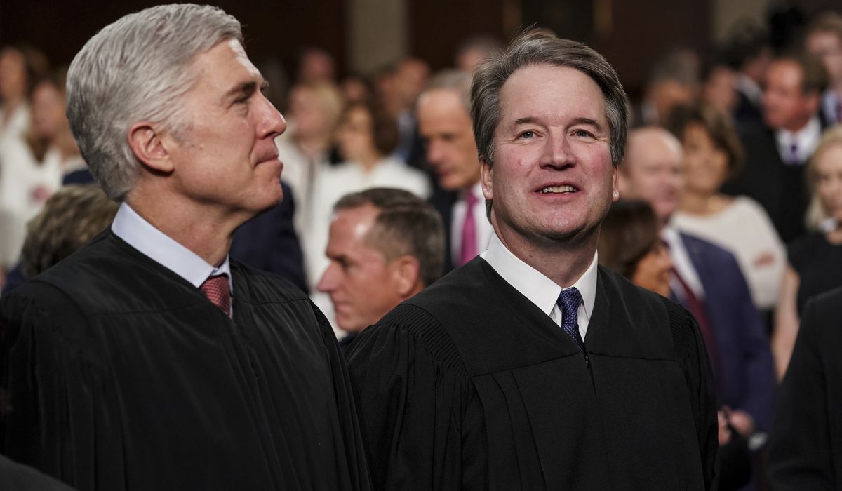 NextImg:Columbia Law School students outraged over fellow students meeting with Justice Kavanaugh
