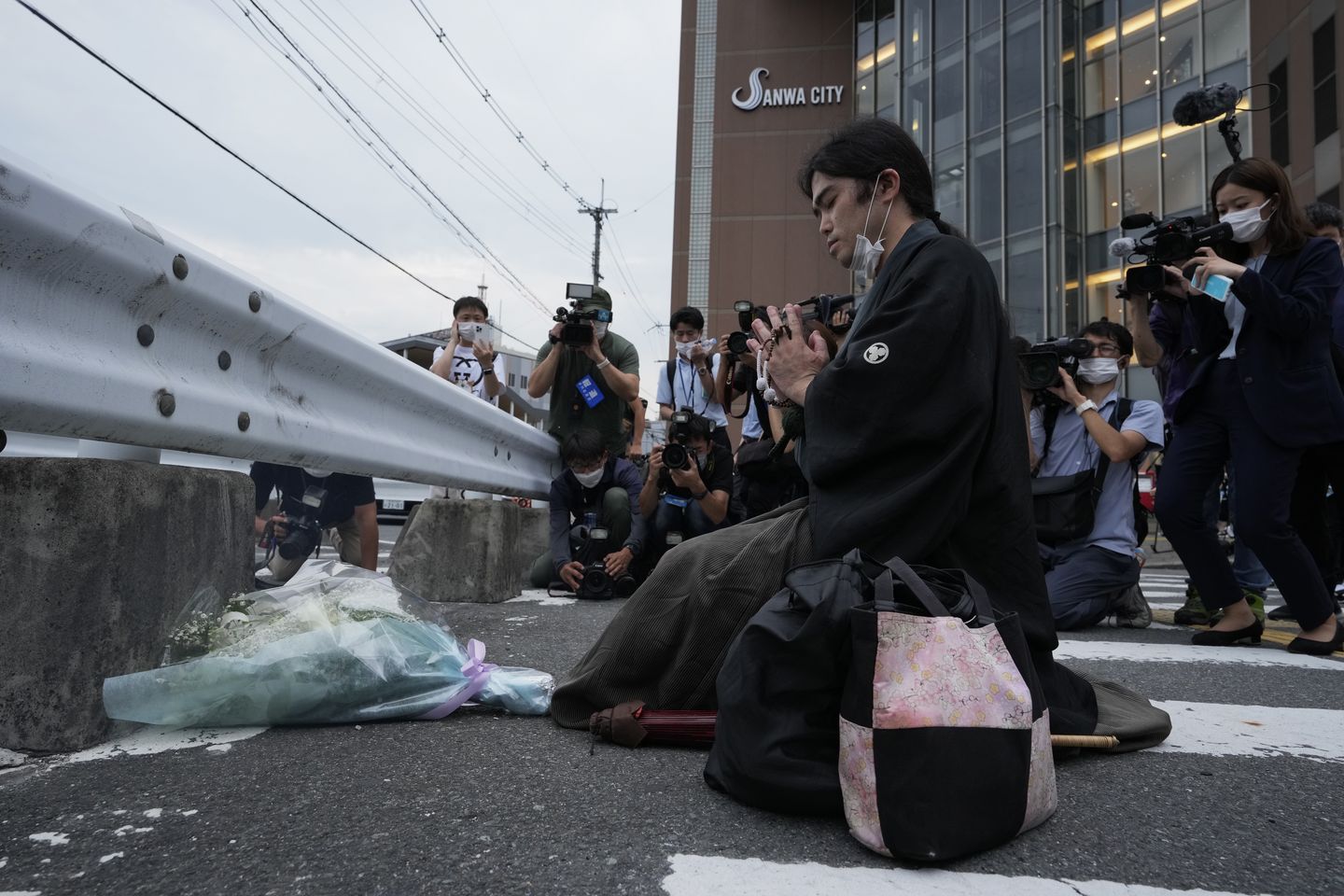 Japonya, Shinzo Abe suikastına rağmen seçimlerin devam edeceğini söyledi