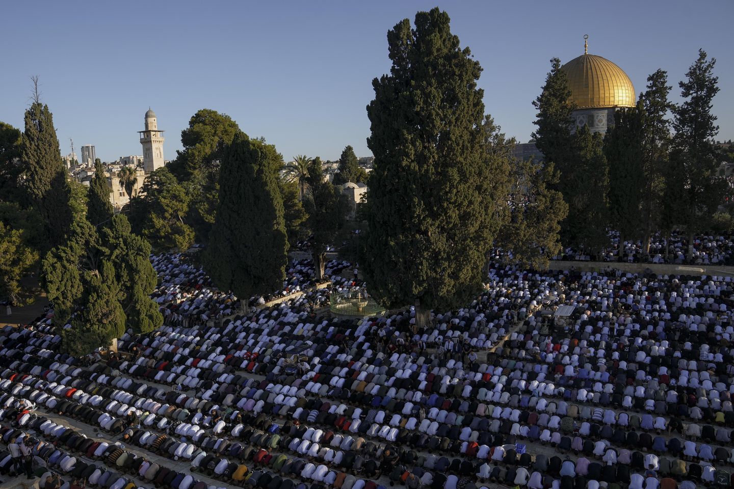 Milyonlarca Müslüman Kurban Bayramı'nı yüksek fiyatlar arasında anıyor