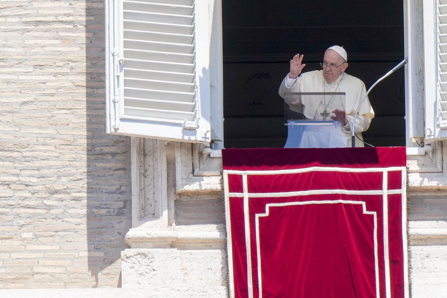 Papa, Kanada'daki 'tövbe' haccı için dua istedi