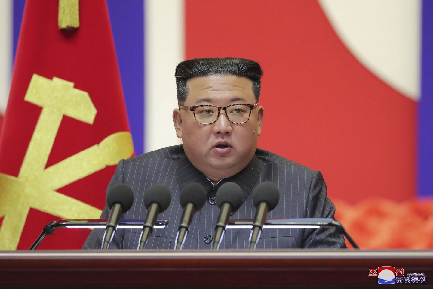 [News] North Korea claims disputed victory over COVID-19, blames Seoul