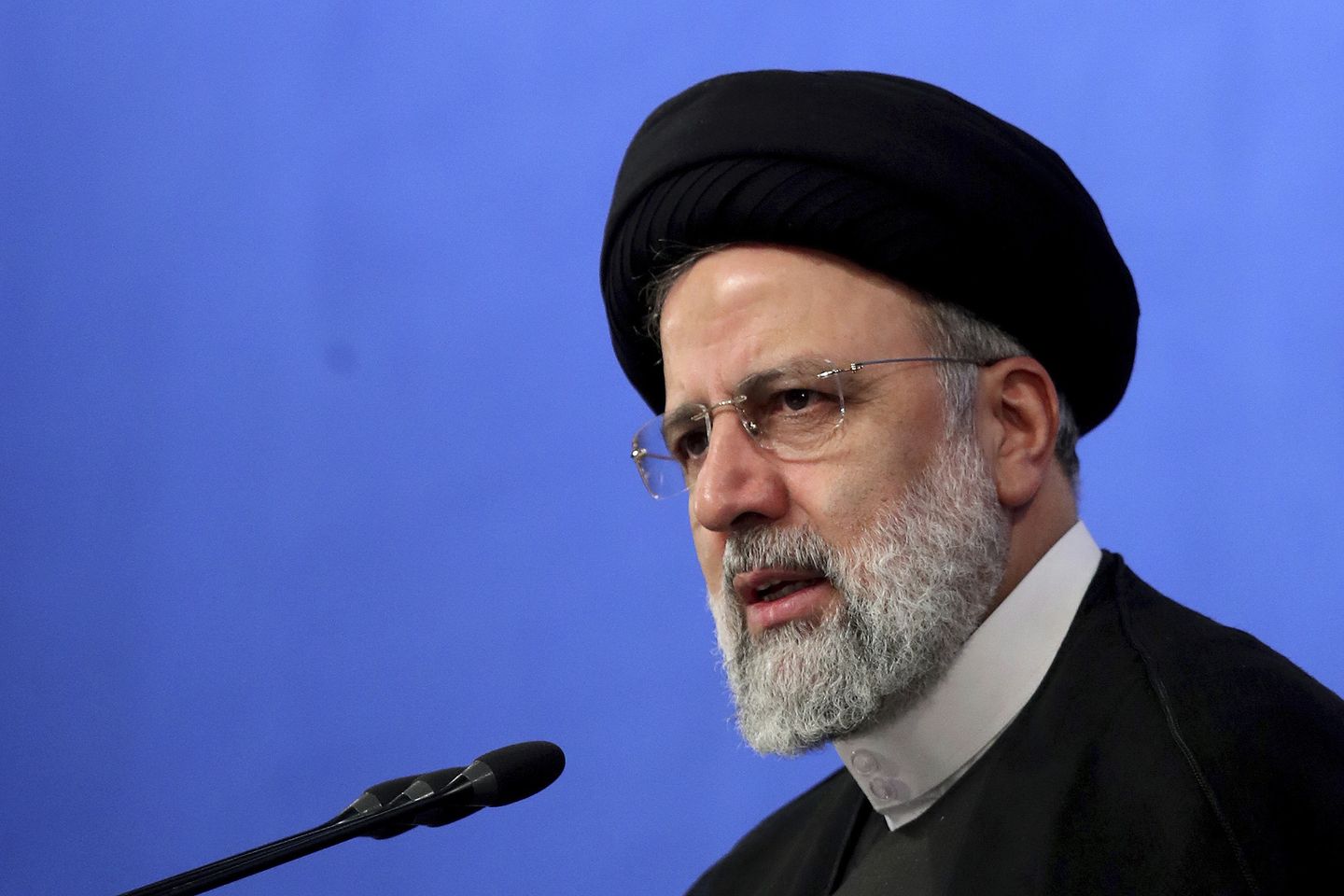 Cumhurbaşkanı Ebrahim Raisi: Soruşturma devam ederse İran nükleer anlaşmasına geri dönüş yok