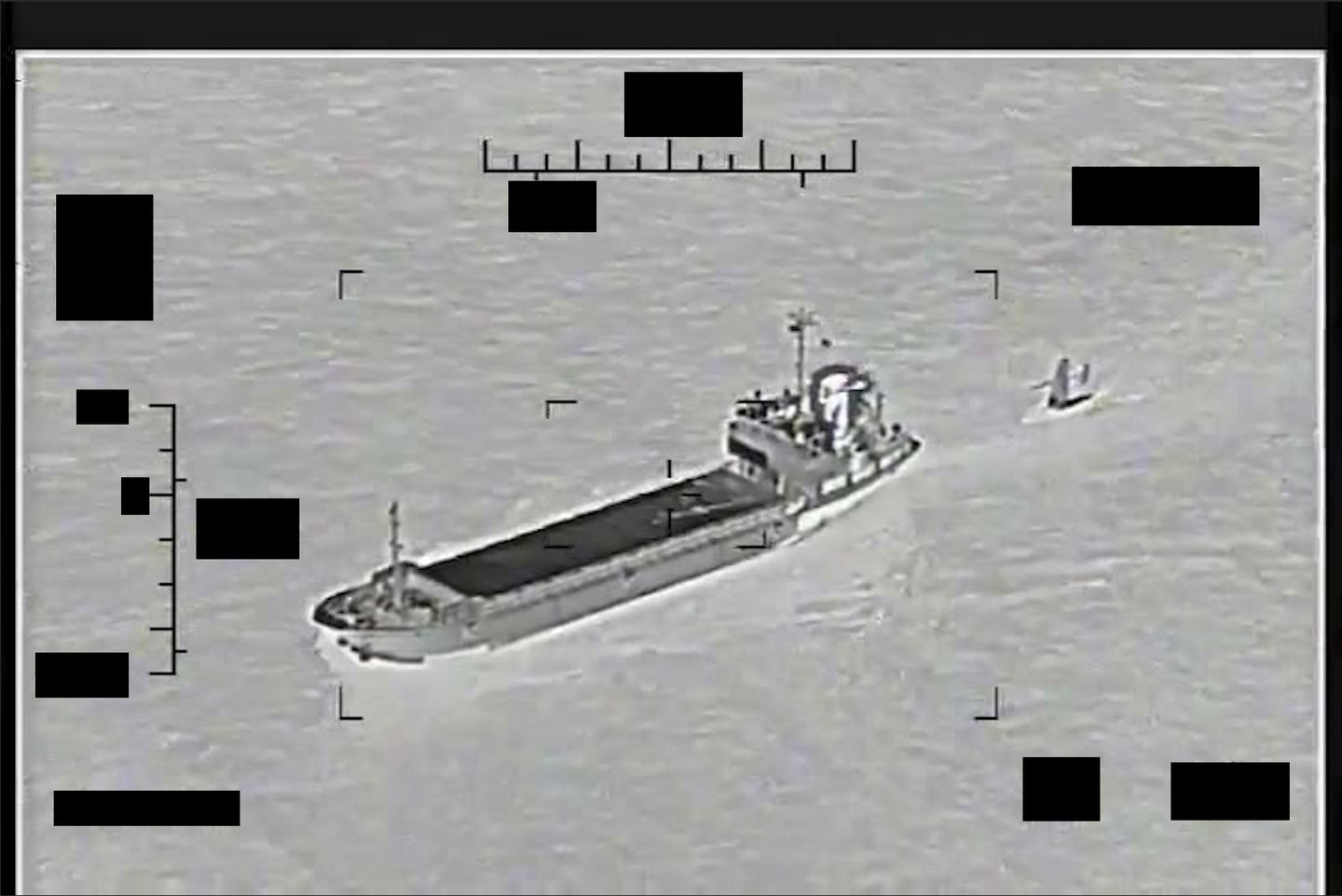 ABD Donanması, İran'ın ele geçirdiğini, daha sonra Amerikan deniz uçağını bıraktığını söyledi