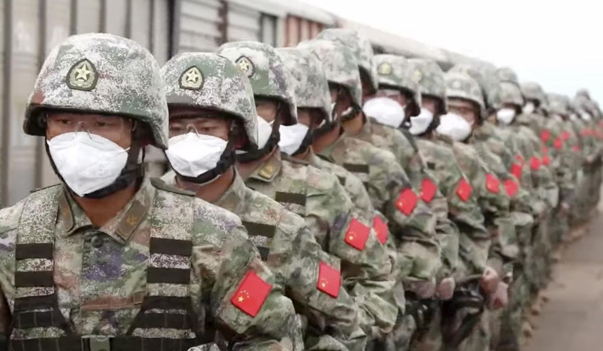 NextImg:China arrests stand-up comedian for joke about its military