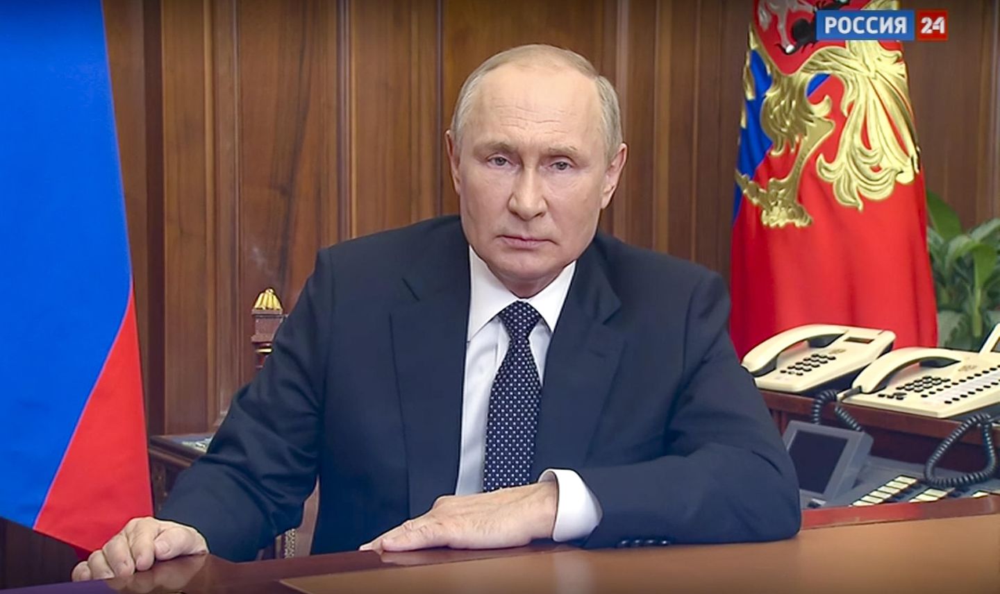 Putin sets partial military call-up, says he won't 'bluff' on nukes