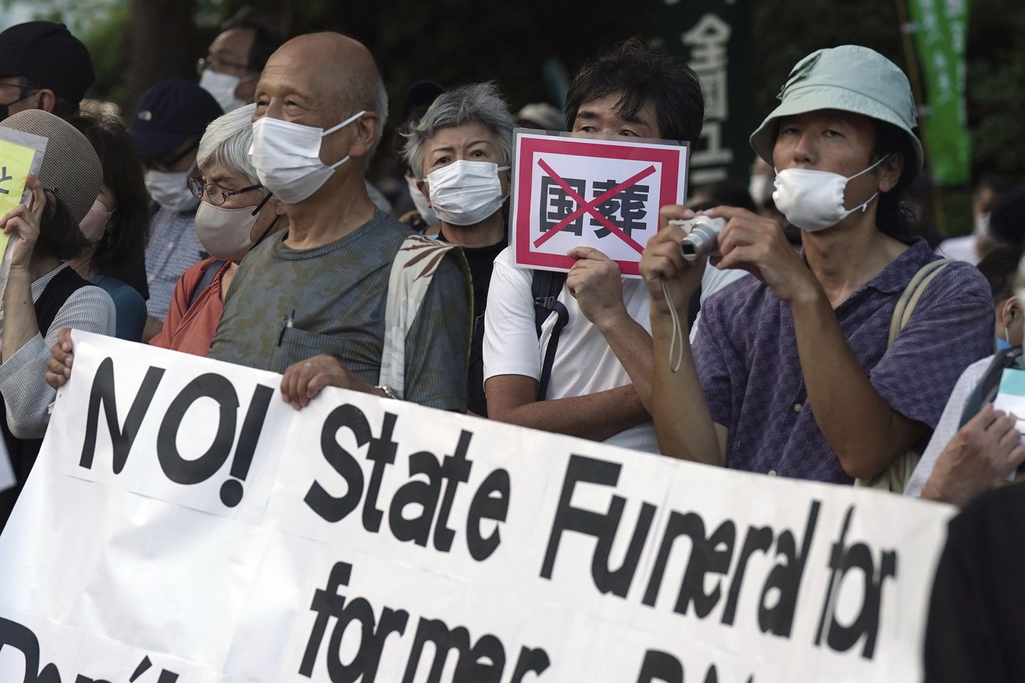 Japonya neden Abe'nin devlet cenazesi yüzünden bölündü?