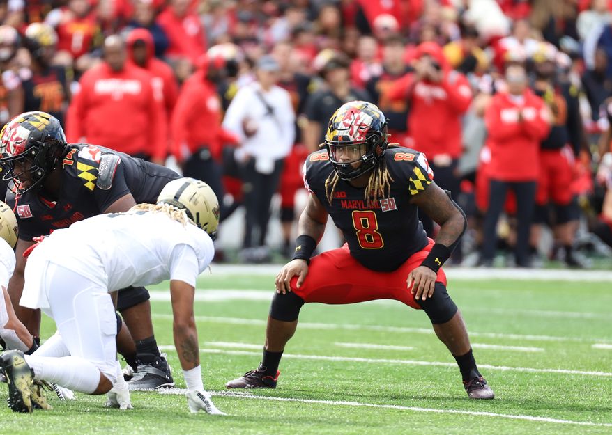 Maryland Terrapins LB Vandarius Cowan (8) gets into position at the Maryland Terrapins vs Purdue game in College Park, MD at SECU Stadium on October 8th 2022