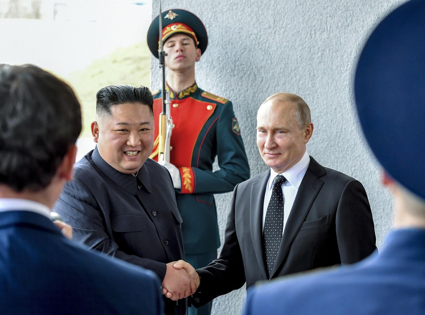 Beyaz Saray, Kuzey Kore'yi Rusya'ya silah göndermekle suçladı