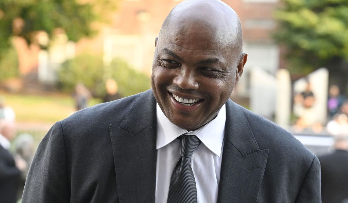 NextImg:Charles Barkley dismisses Trump supporters as a ‘small little group of nutty people’
