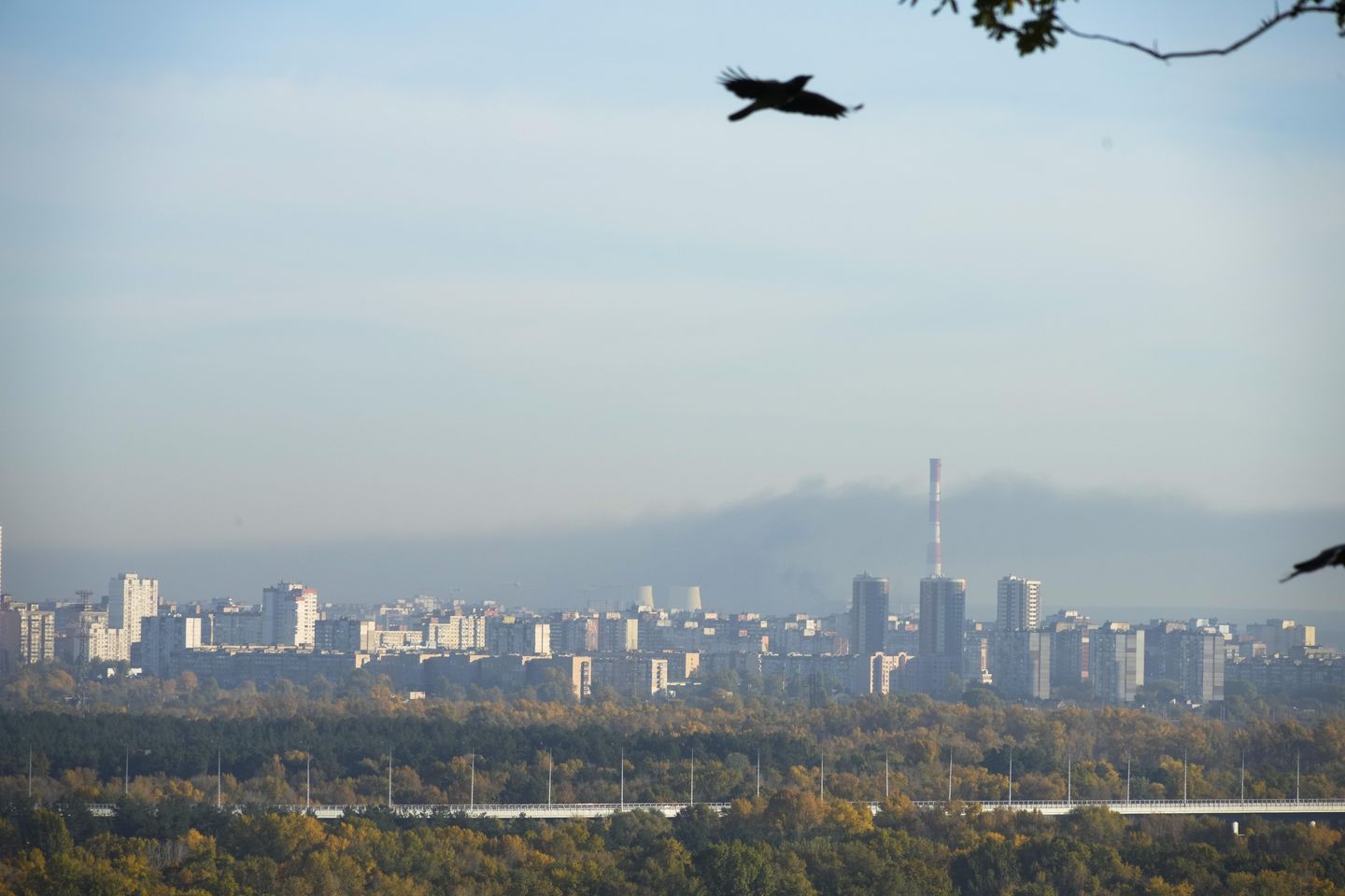 Füzeler, patlayan insansız hava araçları tekrar Ukrayna'nın gücünü, suyunu vurdu