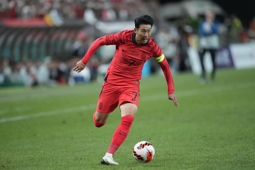 South Korea&#x27;s Son Heung-min dribbles the ball during the friendly soccer match between South Korea and Cameroon at Seoul World Cup Stadium in Seoul, South Korea, Tuesday, Sept. 27, 2022. (AP Photo/Lee Jin-man) ** FILE **