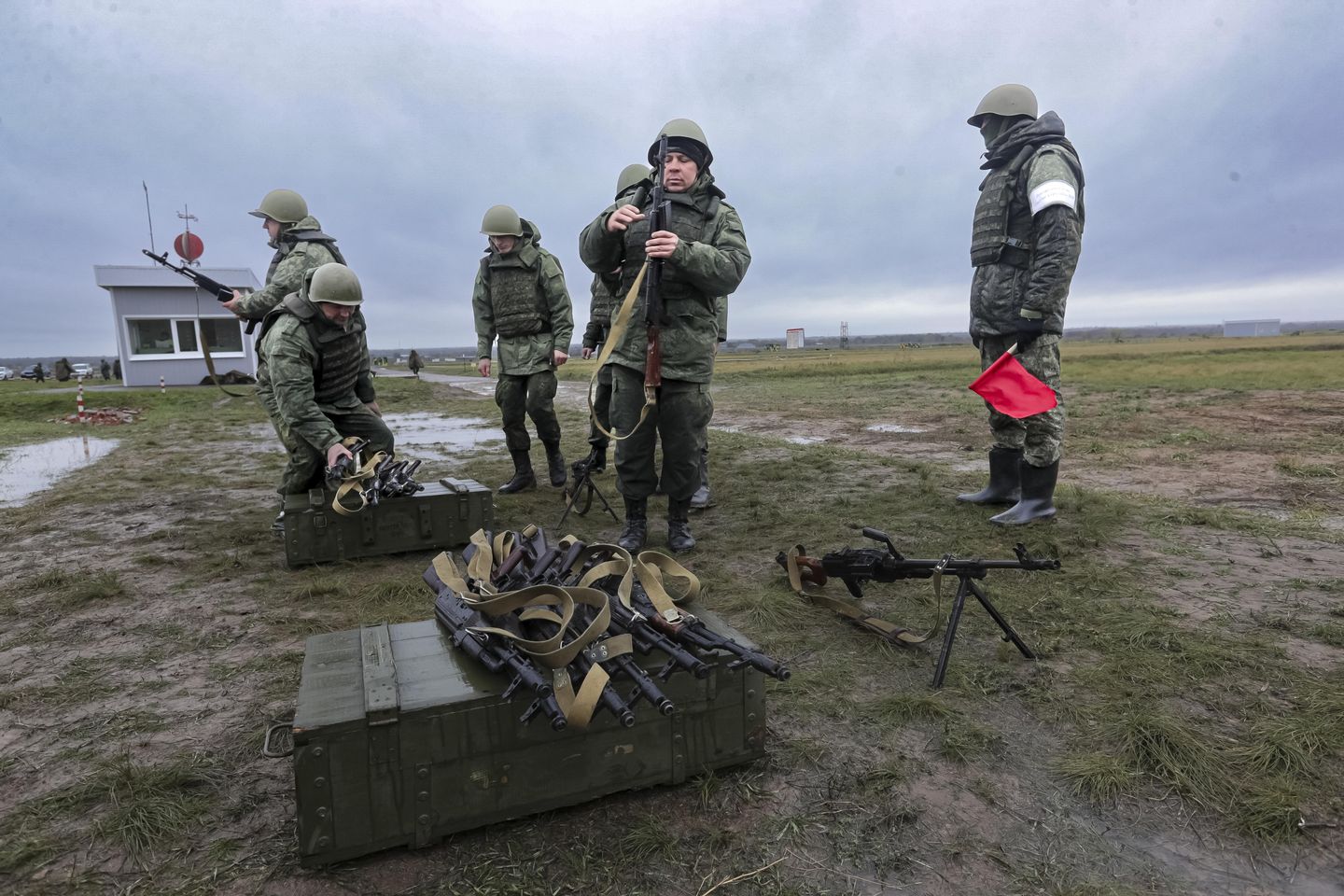 ABD, destekle ilgili yeni şüpheler nedeniyle Ukrayna'ya 275 milyon dolarlık askeri donanım gönderecek