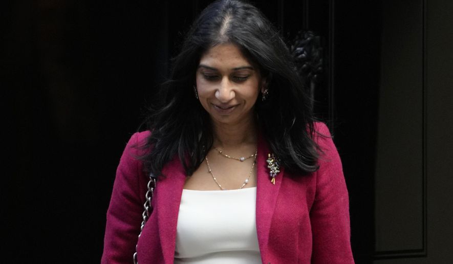 Britain&#39;s Home Secretary Suella Braverman leaves 10 Downing Street after attending a cabinet meeting in London, Tuesday, Nov. 1, 2022. (AP Photo/Kirsty Wigglesworth)