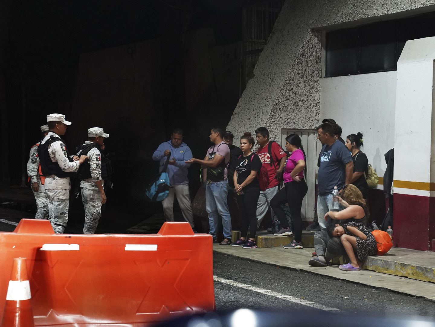 Meksika güneyde göçmenlik kontrollerini artırıyor